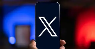 কমিউনিটিজ ফিচার বন্ধ করছে এক্স